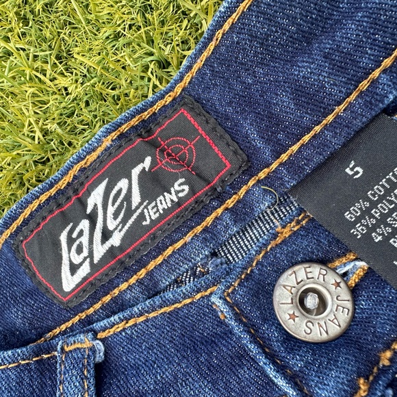 Lazer Jeans - Picture 2 of 3